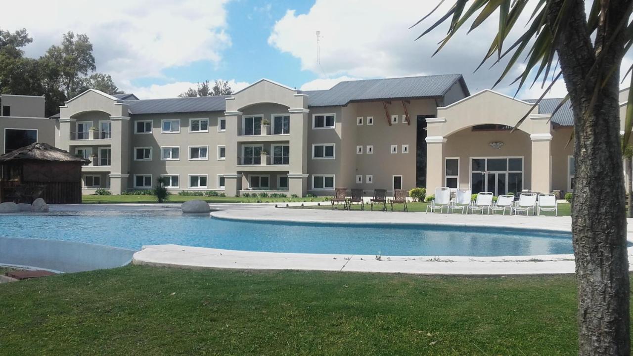 Howard Johnson Resort & Convention Center Ezeiza Luaran gambar