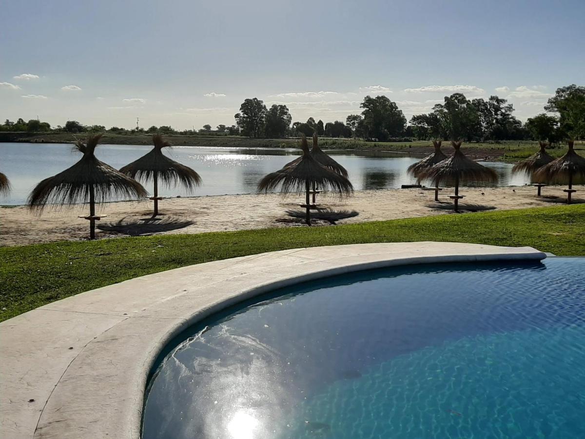 Howard Johnson Resort & Convention Center Ezeiza Luaran gambar