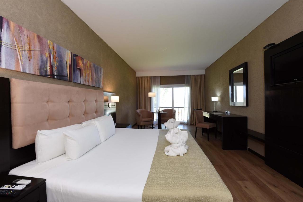 Howard Johnson Resort & Convention Center Ezeiza Luaran gambar