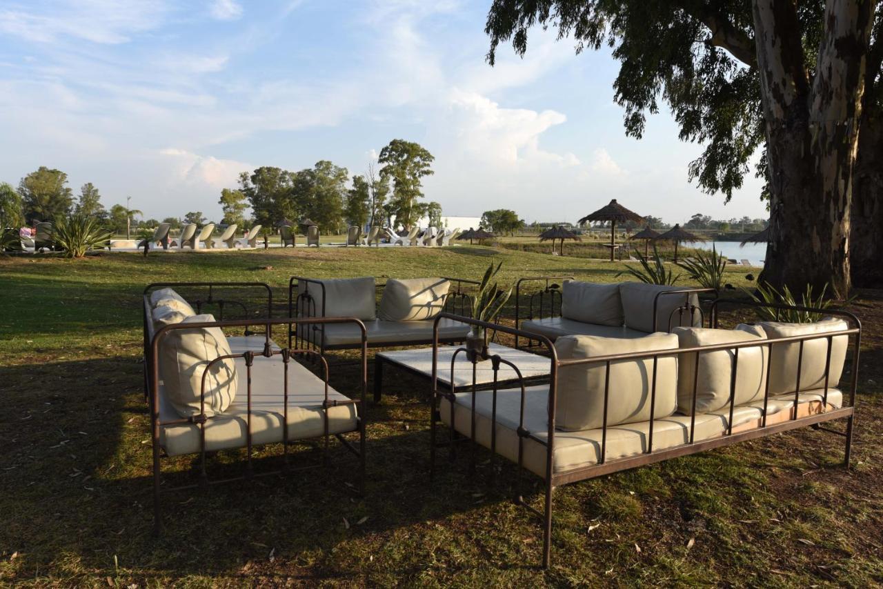 Howard Johnson Resort & Convention Center Ezeiza Luaran gambar