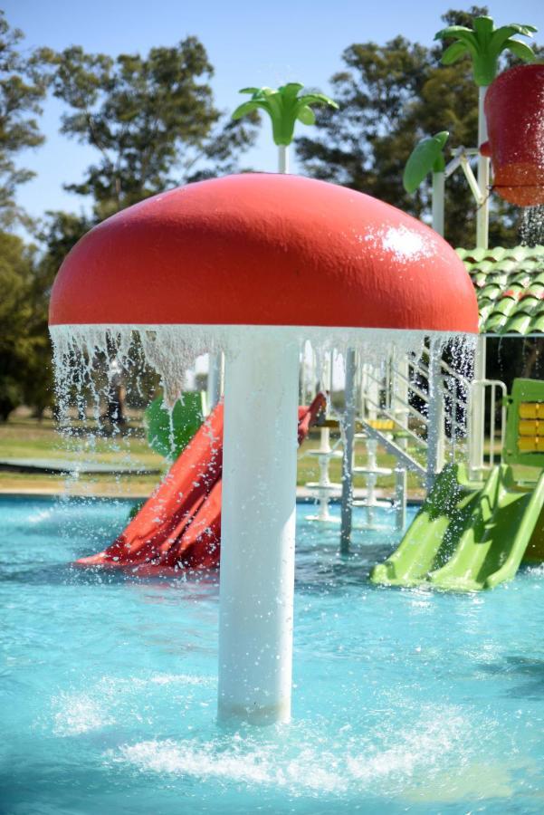 Howard Johnson Resort & Convention Center Ezeiza Luaran gambar