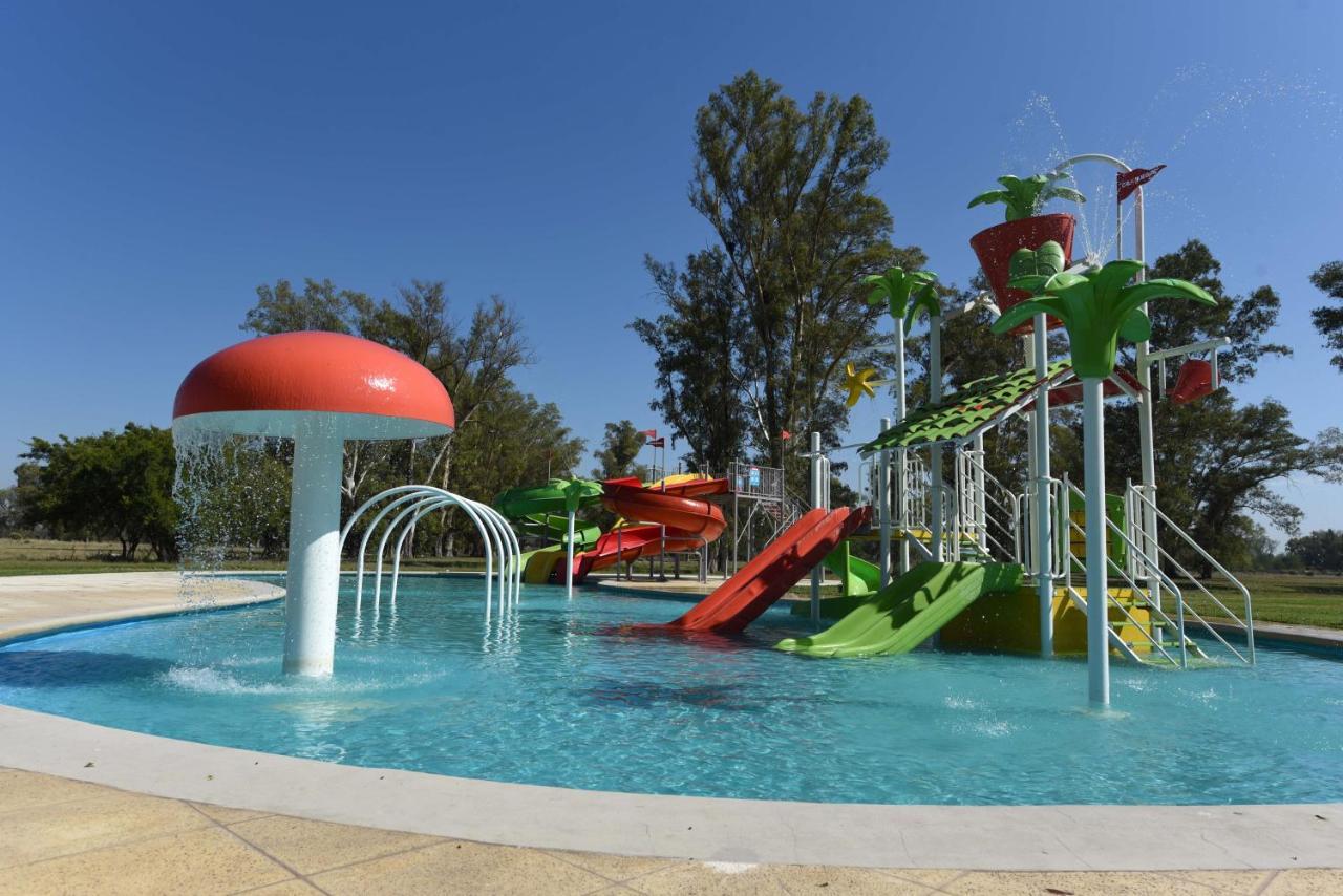 Howard Johnson Resort & Convention Center Ezeiza Luaran gambar