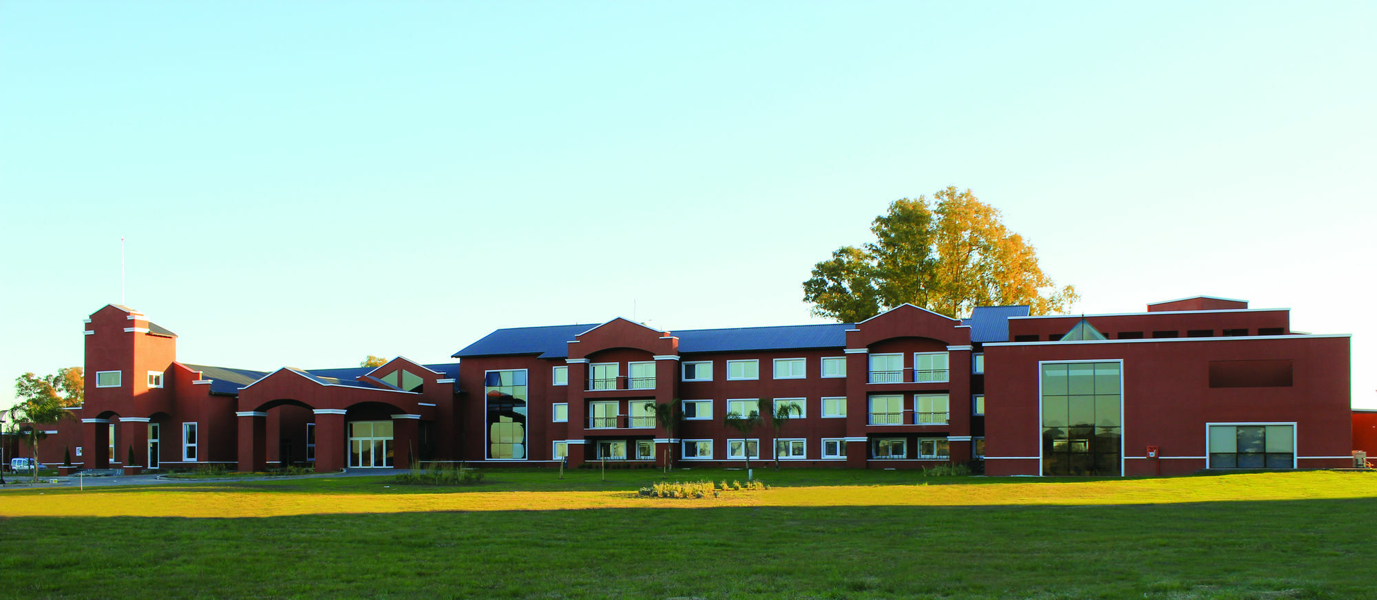 Howard Johnson Resort & Convention Center Ezeiza Luaran gambar