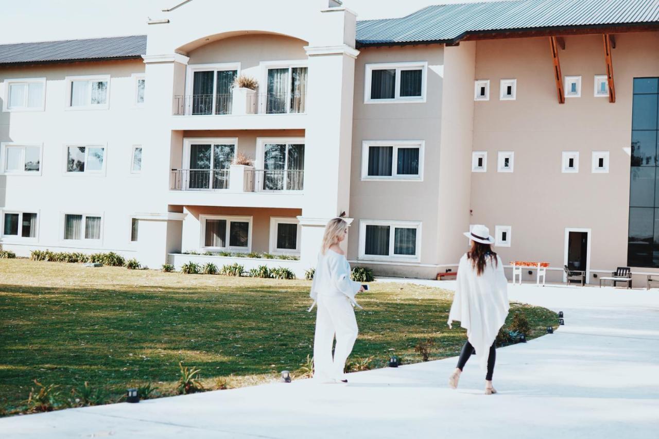 Howard Johnson Resort & Convention Center Ezeiza Luaran gambar